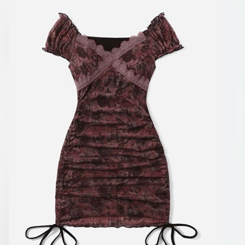 Romwe Lace-Trim Ruched Mini Dress in Plum